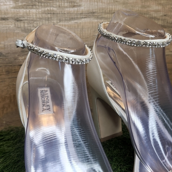 New Badgley Mischka Kendall Ankle Strap Sandal Sz 11.0 - Picture 8 of 10